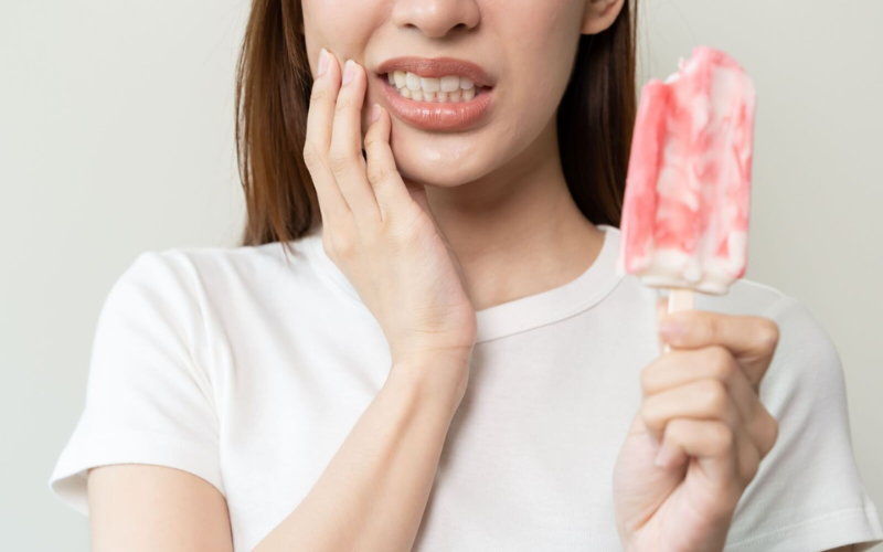 Why Frozen Treats Cause Tooth Sensitivity